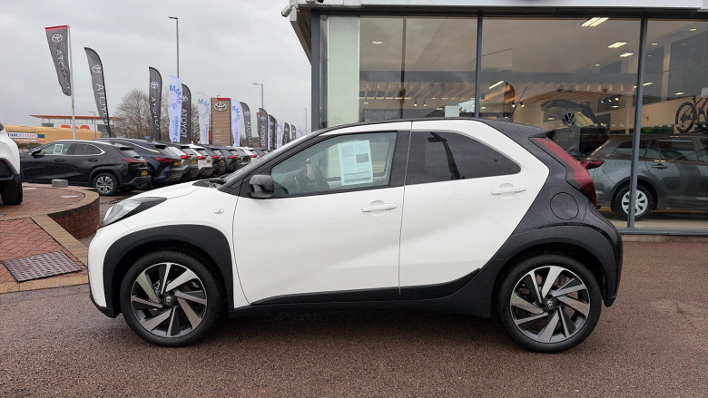 Toyota Aygo X 1.0 VVT-i Edge 5dr Petrol Hatchback